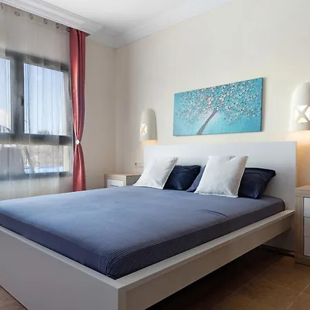 Montana Roja Playa Blanca (Lanzarote)