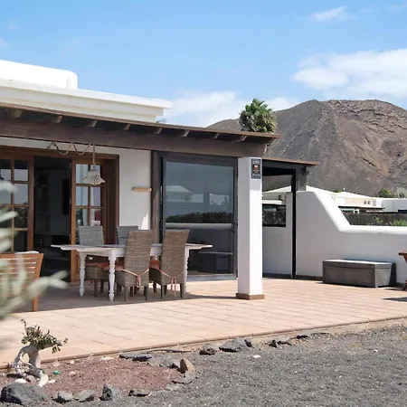 فيلة Montana Roja