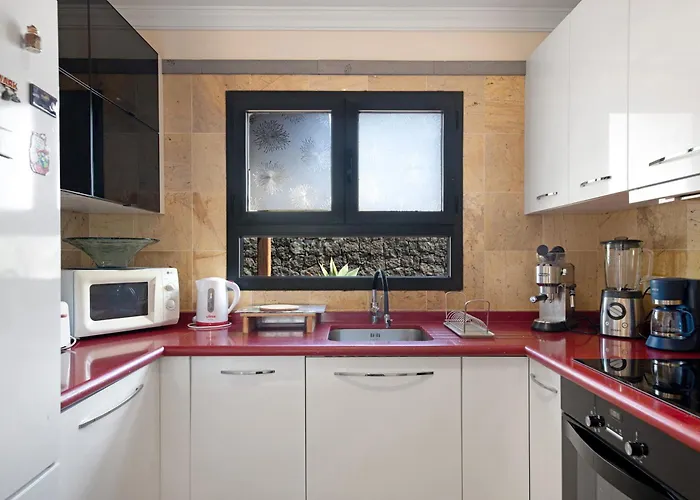 فيلة Montana Roja *